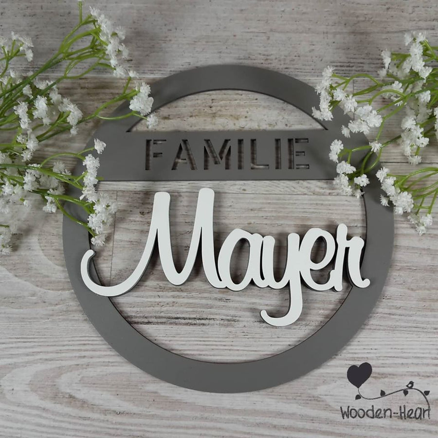 FamilienSchild mit Nachname aus Holz WoodenHeart